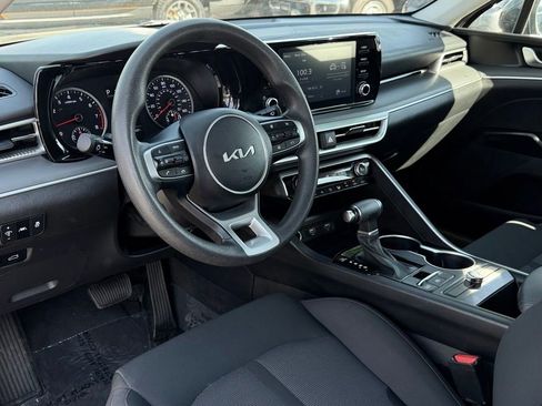 Used 2023 Kia K5 LXS image 27