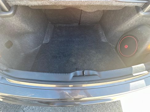 Used 2014 Chrysler 300 S image 6