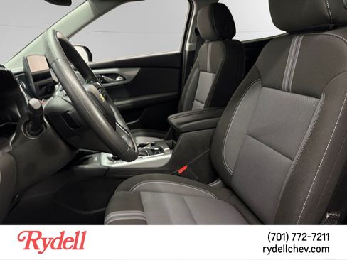 Used 2025 Chevrolet Blazer LT w/ Convenience Package AWD/4WD image 10
