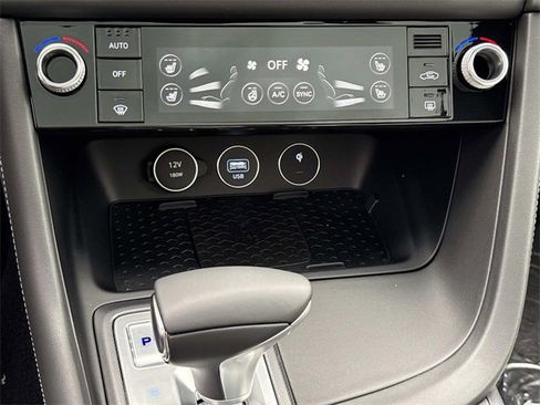 Used 2025 Genesis G70 3.3T Advanced w/ Sport Prestige Package image 19