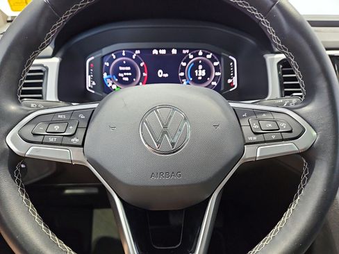 Certified 2023 Volkswagen Atlas SE w/ Panoramic Sunroof Package AWD/4WD image 21
