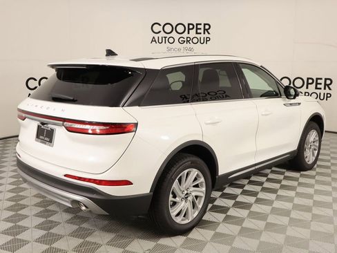 New 2026 Lincoln Corsair Premiere FWD image 22