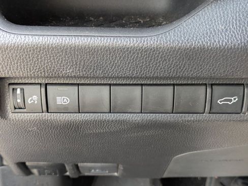 Used 2025 Toyota RAV4 XLE w/ Convenience Package FWD image 11