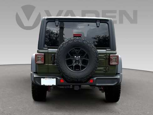 Used 2024 Jeep Wrangler Willys image 19