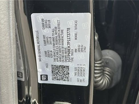 Used 2023 GMC Canyon Elevation w/ Convenience Package image 32