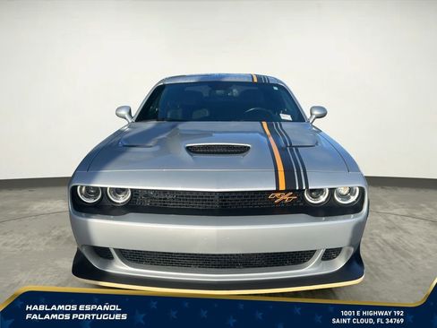Used 2022 Dodge Challenger R/T Scat Pack RWD image 9