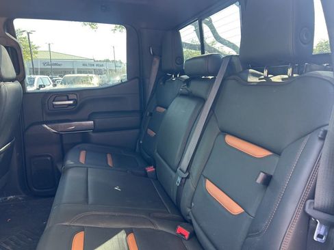 Used 2020 GMC Sierra 1500 AT4 w/ AT4 Premium Package AWD/4WD image 12