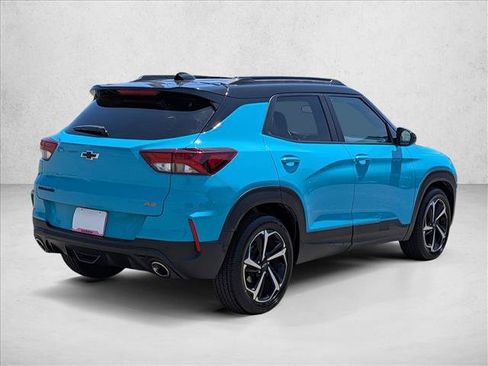 Used 2022 Chevrolet TrailBlazer RS w/ Sun and Liftgate Package FWD image 5