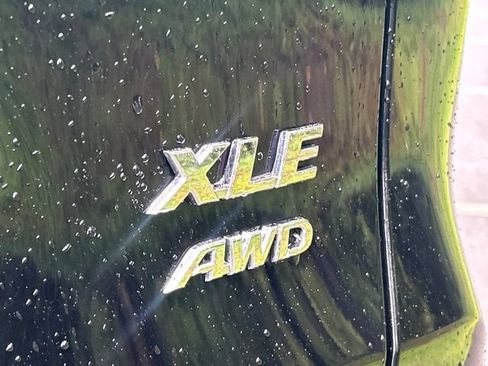 Used 2025 Toyota RAV4 XLE AWD/4WD image 7