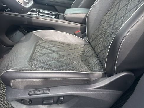 Used 2024 Volkswagen Atlas SEL Premium R-Line image 14