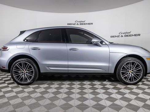 Used 2024 Porsche Macan AWD/4WD image 11