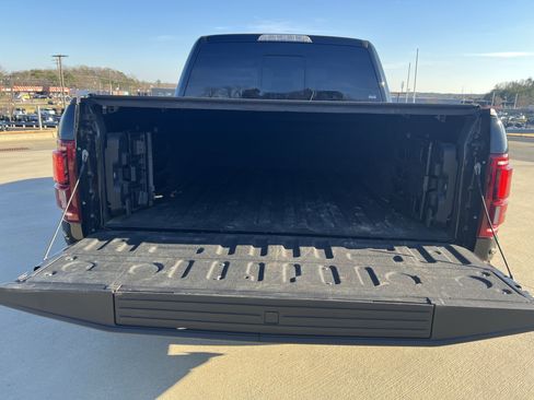 Used 2018 Ford F150 Raptor w/ Equipment Group 802A Luxury image 31