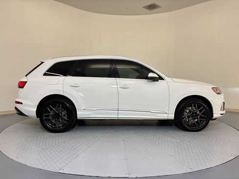 Used 2023 Audi Q7 3.0T Premium Plus AWD/4WD image 7