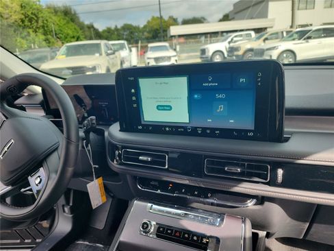 New 2026 Lincoln Aviator Premiere image 25