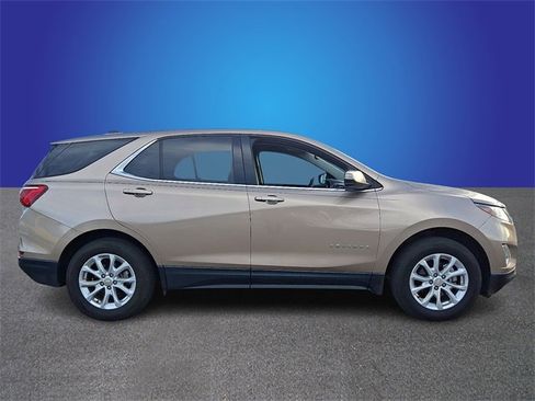 Used 2019 Chevrolet Equinox LT image 7