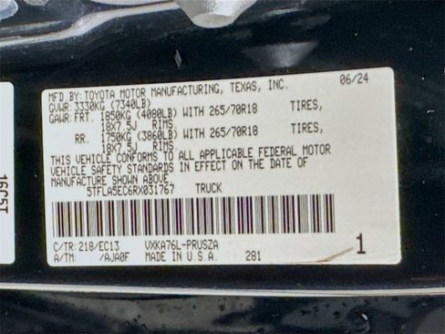 Used 2024 Toyota Tundra SR5 w/ SR5 Premium Package image 39