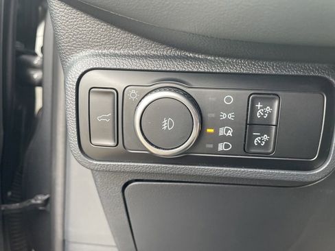 Used 2025 Ford Explorer Active w/ Active Comfort Package AWD/4WD image 15