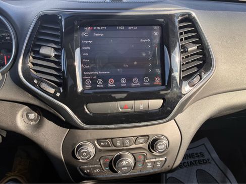 Used 2022 Jeep Cherokee Limited w/ Mopar Interior Package image 14