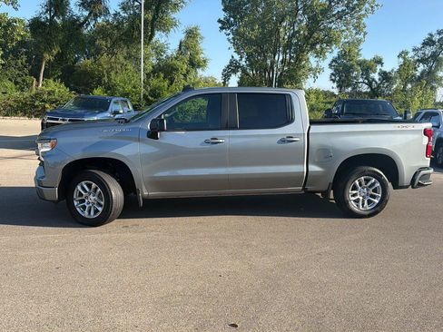 Used 2024 Chevrolet Silverado 1500 RST w/ Convenience Package II AWD/4WD image 2