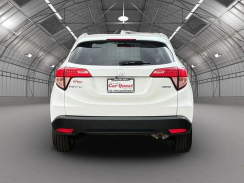 Used 2017 Honda HR-V EX image 6