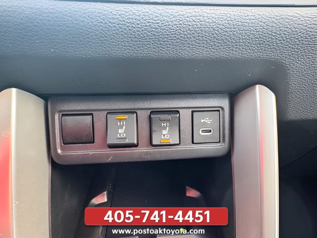 Used 2025 Toyota Corolla Cross XLE w/ Convenience Package AWD/4WD image 25