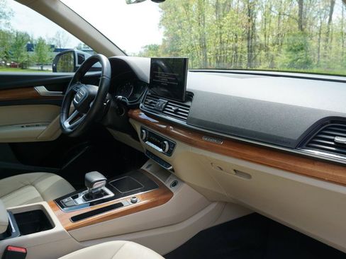 Used 2021 Audi Q5 2.0T Premium w/ Convenience Package AWD/4WD image 20
