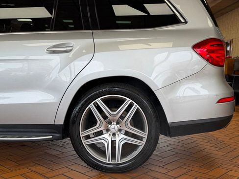 Used 2013 Mercedes-Benz GL 450 4MATIC image 13