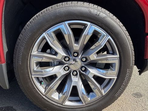 Used 2024 GMC Sierra 1500 Denali image 14