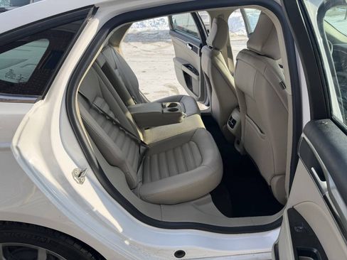 Used 2020 Ford Fusion SEL image 26