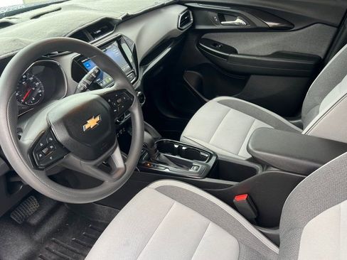 Used 2021 Chevrolet TrailBlazer LT w/ Convenience Package image 7