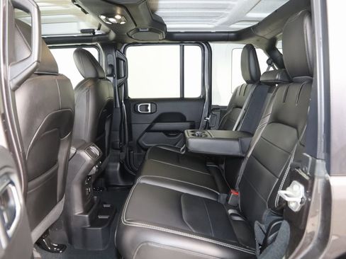 Used 2022 Jeep Wrangler Unlimited Sahara w/ Cold Weather Group image 51