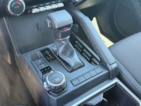 Used 2025 Toyota Tacoma TRD Sport image 23