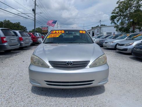 Used 2002 Toyota Camry LE image 2