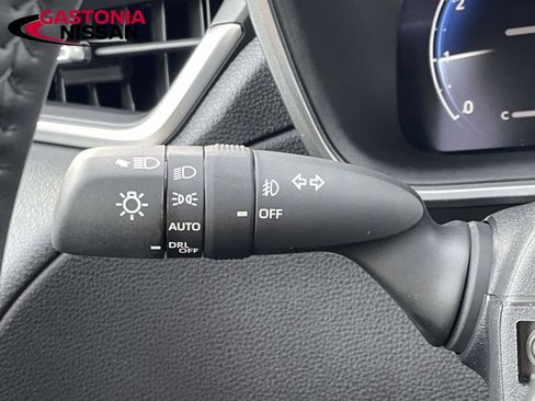 Used 2026 Toyota Corolla Cross XLE w/ Convenience Package image 33