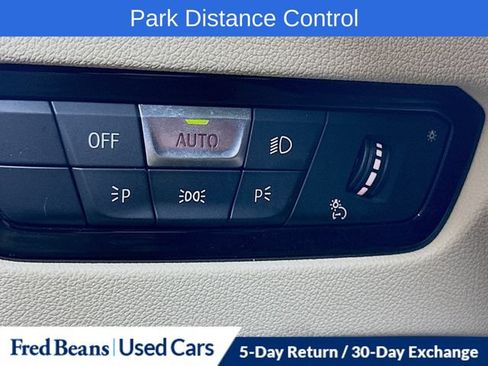Used 2021 BMW 330i xDrive Sedan w/ Convenience Package AWD/4WD image 15