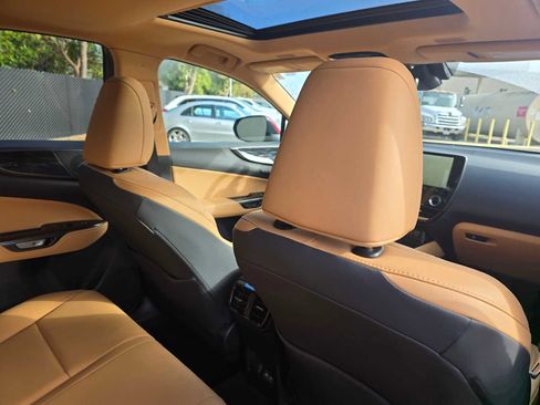 Certified 2025 Lexus NX 350 AWD w/ Premium Package image 15