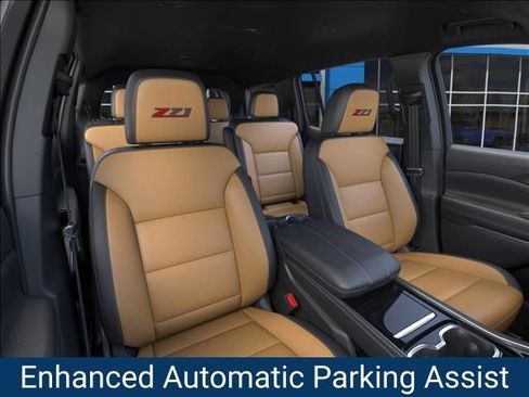 New 2027 Chevrolet Traverse Z71 w/ Enhanced Driving Package AWD/4WD image 18