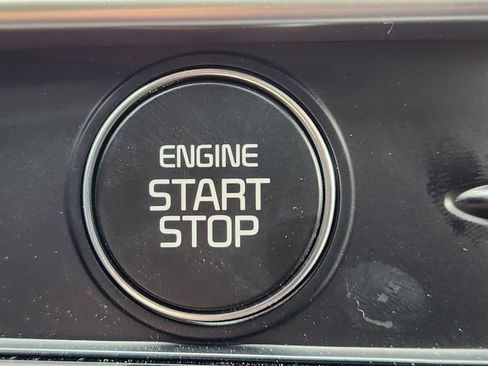 New 2025 Kia K5 LXS image 22