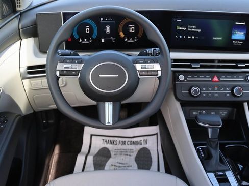 New 2026 Hyundai Tucson SE image 13