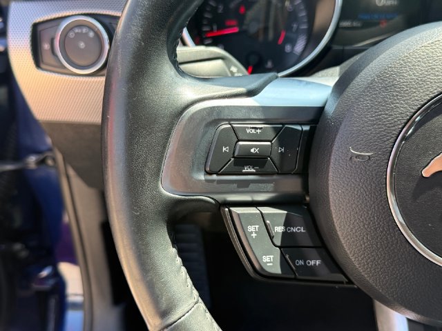Used 2018 Ford Mustang GT w/ Black Accent Pkg RWD image 17