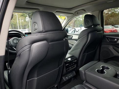 Certified 2024 Acura MDX FWD image 12