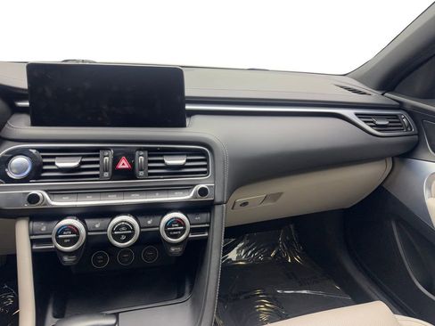 Used 2023 Genesis G70 2.0T image 56