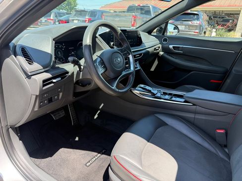 Used 2021 Hyundai Sonata SEL Plus w/ Tech Package FWD image 14
