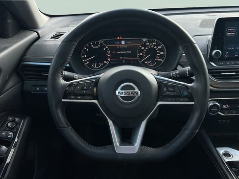 Used 2021 Nissan Altima 2.5 SL FWD image 16