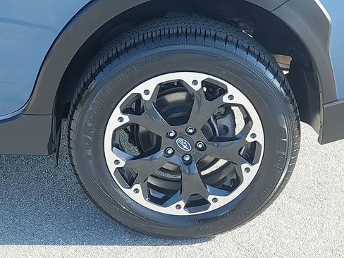 Certified 2023 Subaru Crosstrek 2.0i image 33