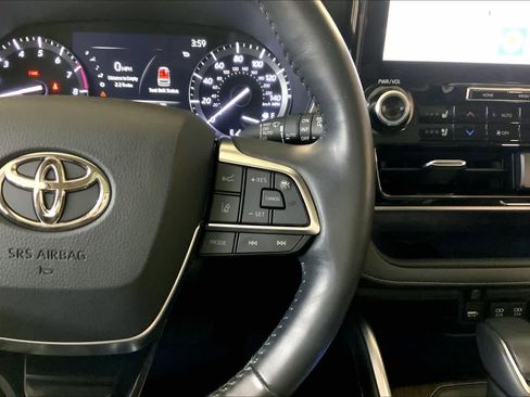Used 2020 Toyota Highlander Platinum image 24