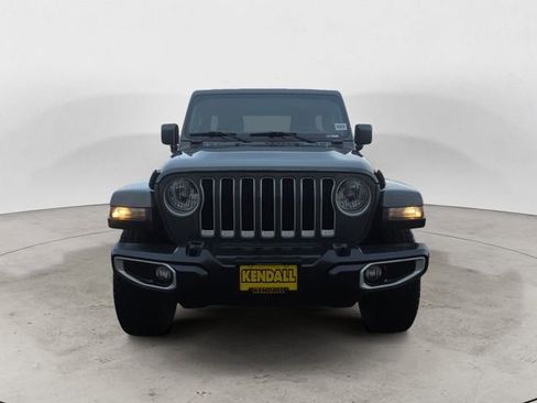 Used 2022 Jeep Wrangler Unlimited Sahara image 8