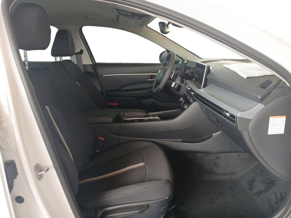 New 2026 Hyundai Sonata Blue FWD image 16