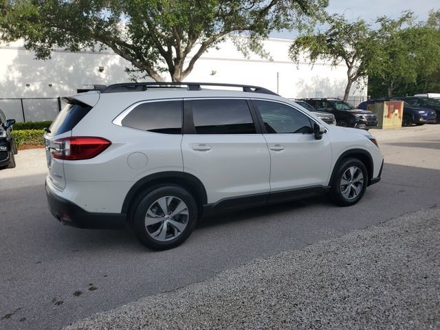 Used 2024 Subaru Ascent Premium AWD/4WD image 6