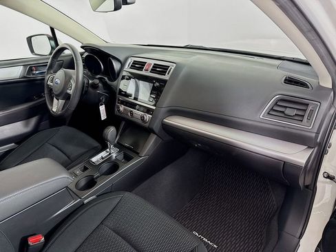 Used 2017 Subaru Outback 2.5i Premium AWD/4WD image 34